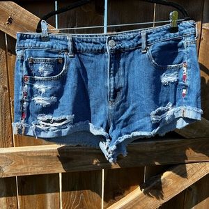 American Eagle Outfitters Tomgirl Shortie, Size 18